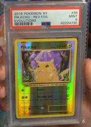 PSA 9 | Pokémon Pikachu Reverse (EVO 35) Evolutions Inglés